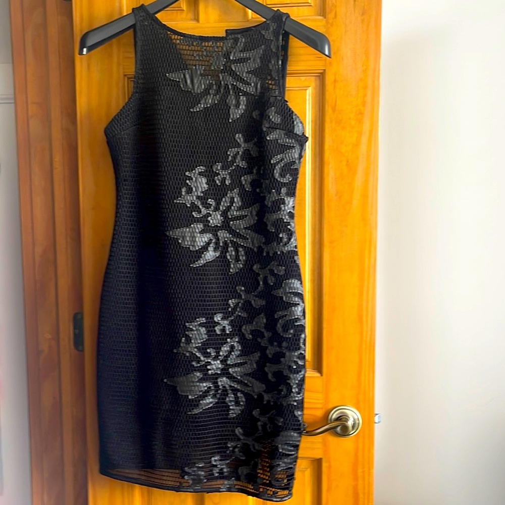 Julia Jordan Black Dress